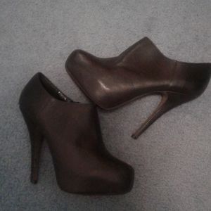 Steve Madden ankle boots
